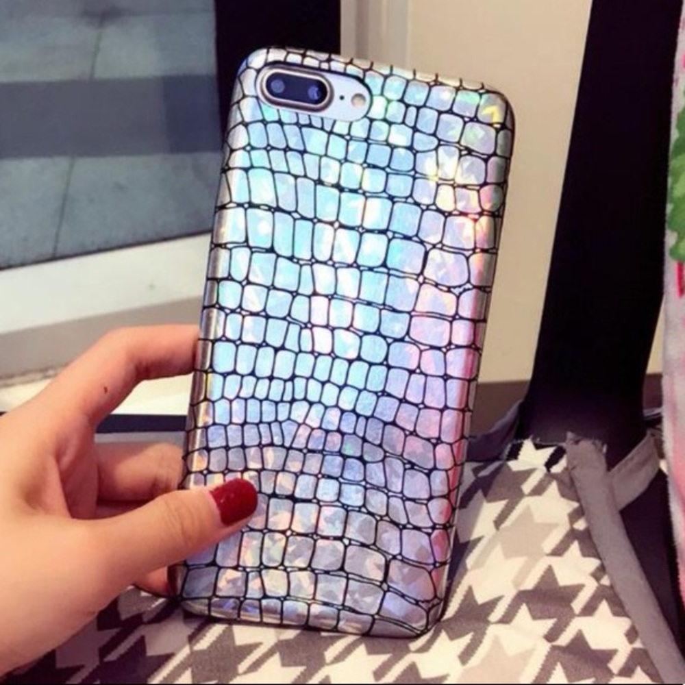 LAST ONE iPhone 7/8 Case Iridescent Scales - Picture 2 of 6